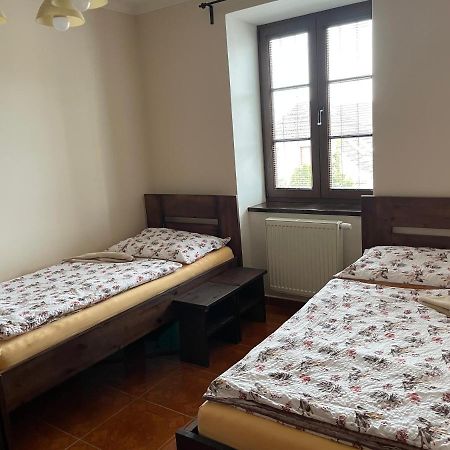 Cetnicka Stanice Hluboka Hluboká nad Vltavou Exterior foto